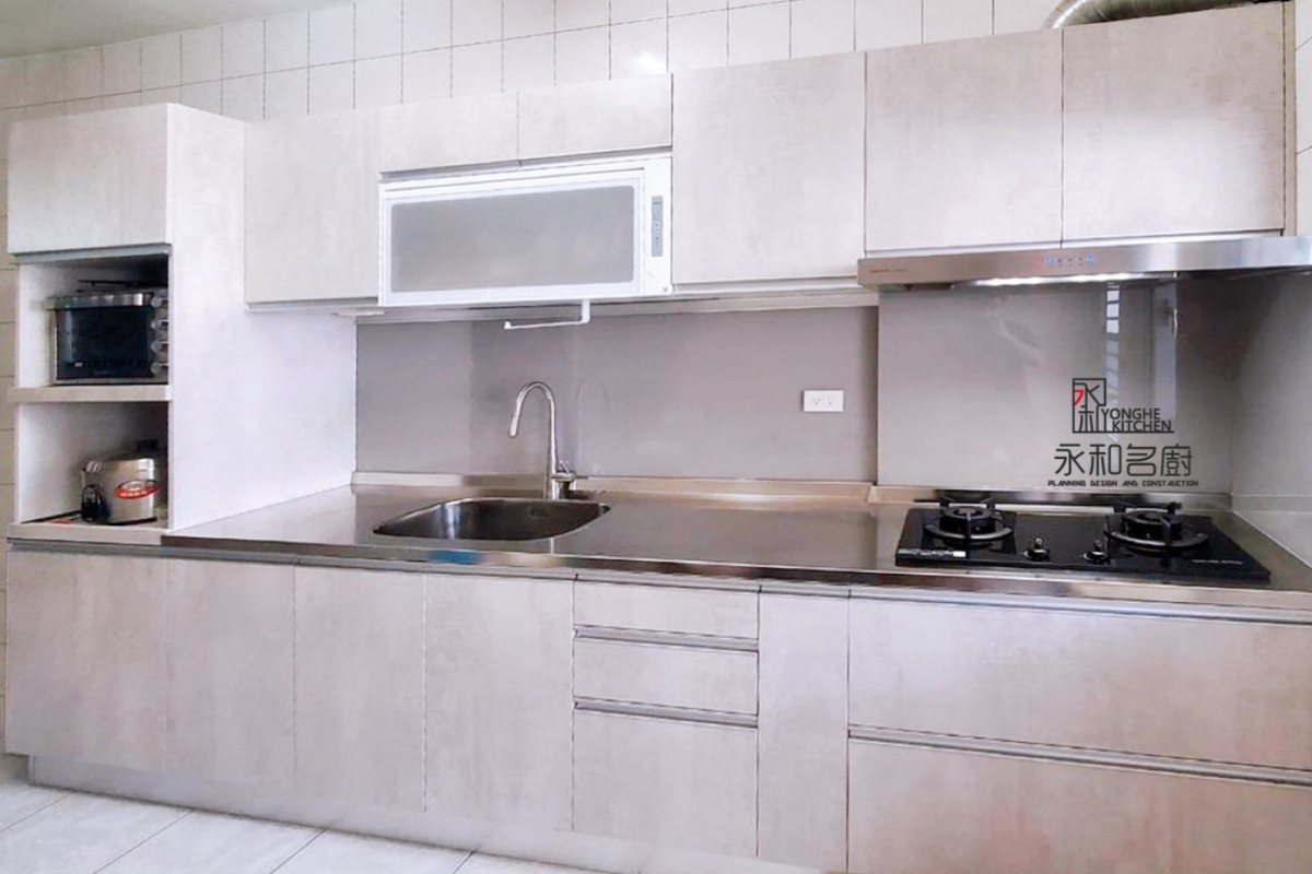 【高雄廚具知識】2025最新廚房檯面保養急救大全！人造石吃色、不鏽鋼水垢怎麼救？