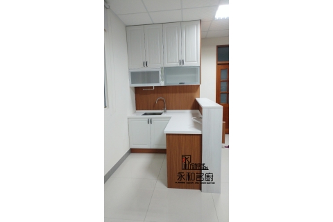 餐櫃(內含小鞋櫃)