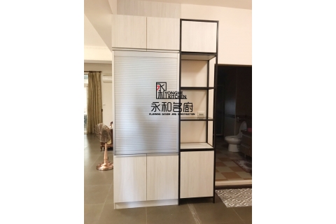 鋁捲門鐵架收納櫃